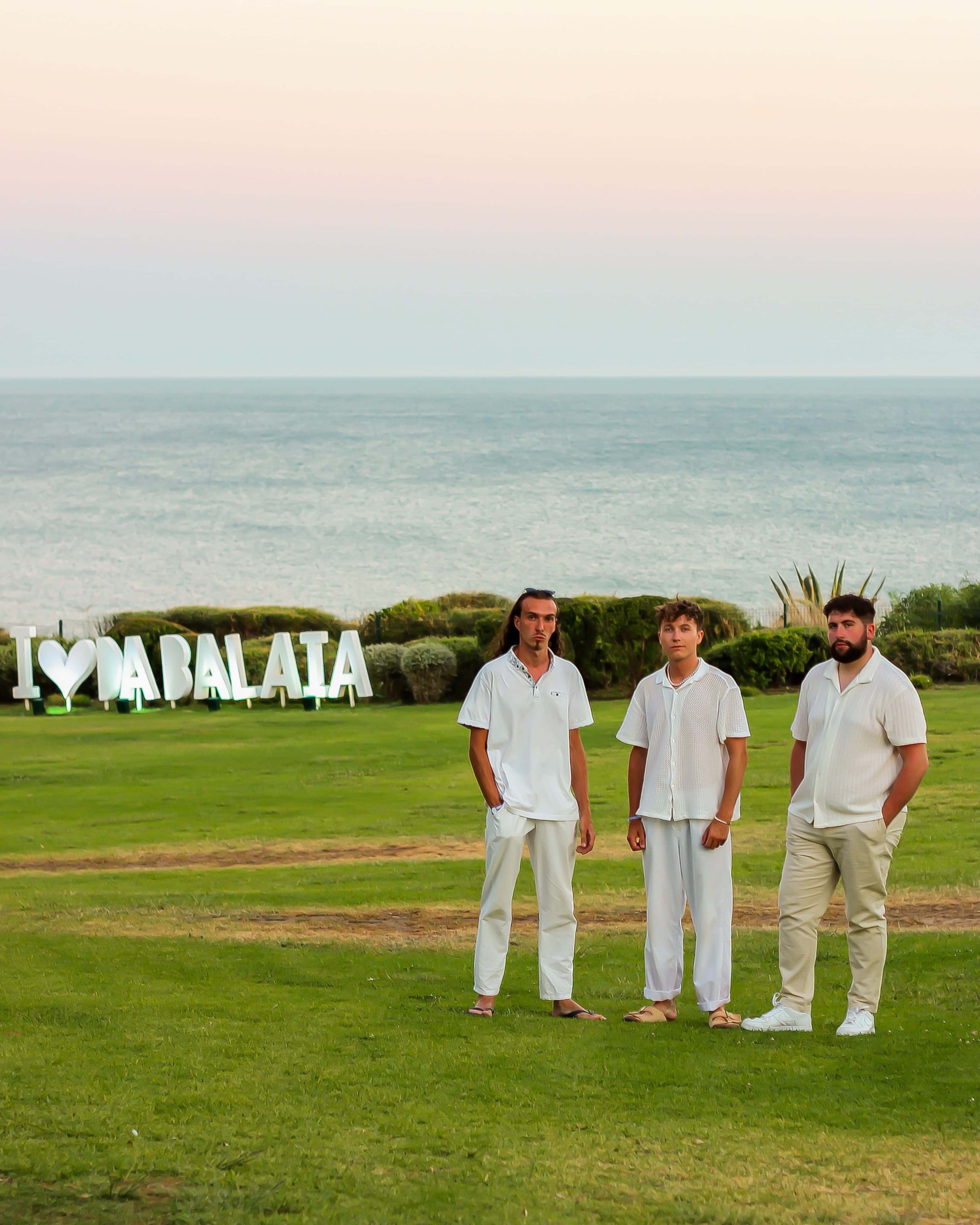 Youngblood à la plage